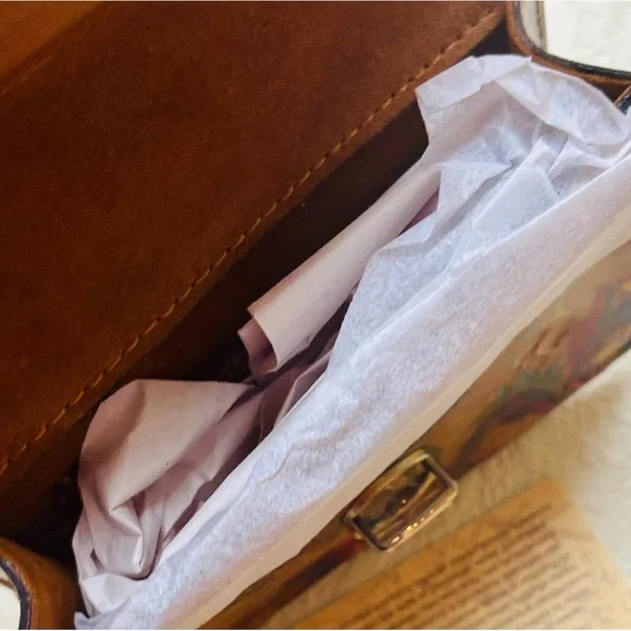 PATRICIA NASH 🦋 Lanza Leather Wallet new In Box French Tapestry - Picture 7 of 7